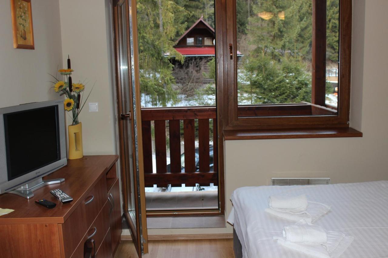 Zazi Apartmany Fatrapark Hrabovo รูชอมแบรอค ภายนอก รูปภาพ